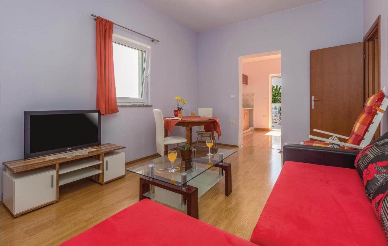 Nice Apartment In Kastel With Kitchen Kaštel Exterior foto