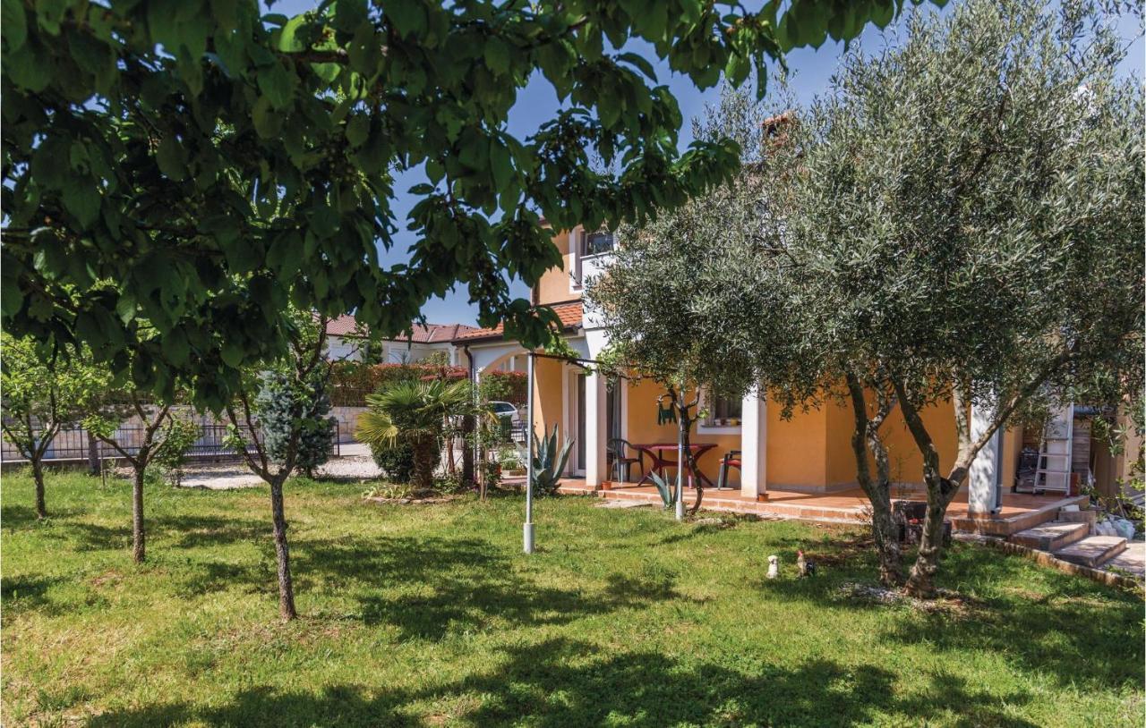 Nice Apartment In Kastel With Kitchen Kaštel Exterior foto